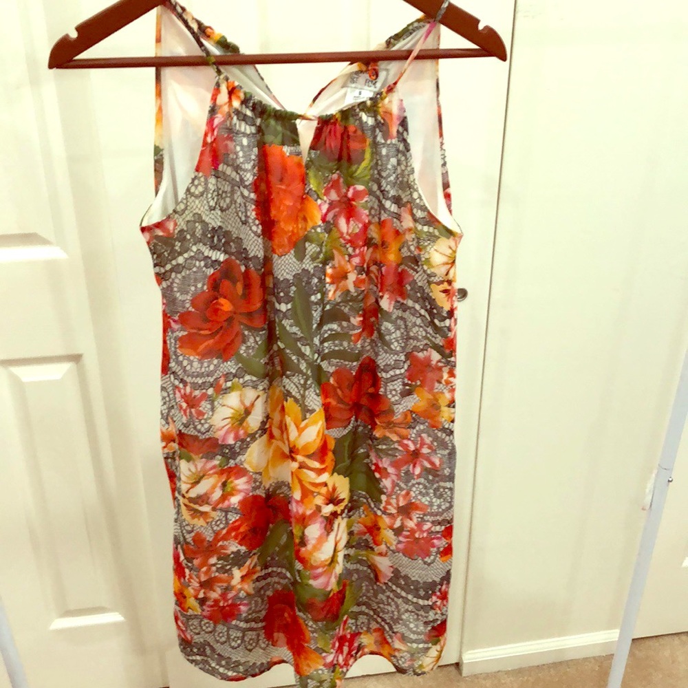 Red / yellow / black flowery flowing top
